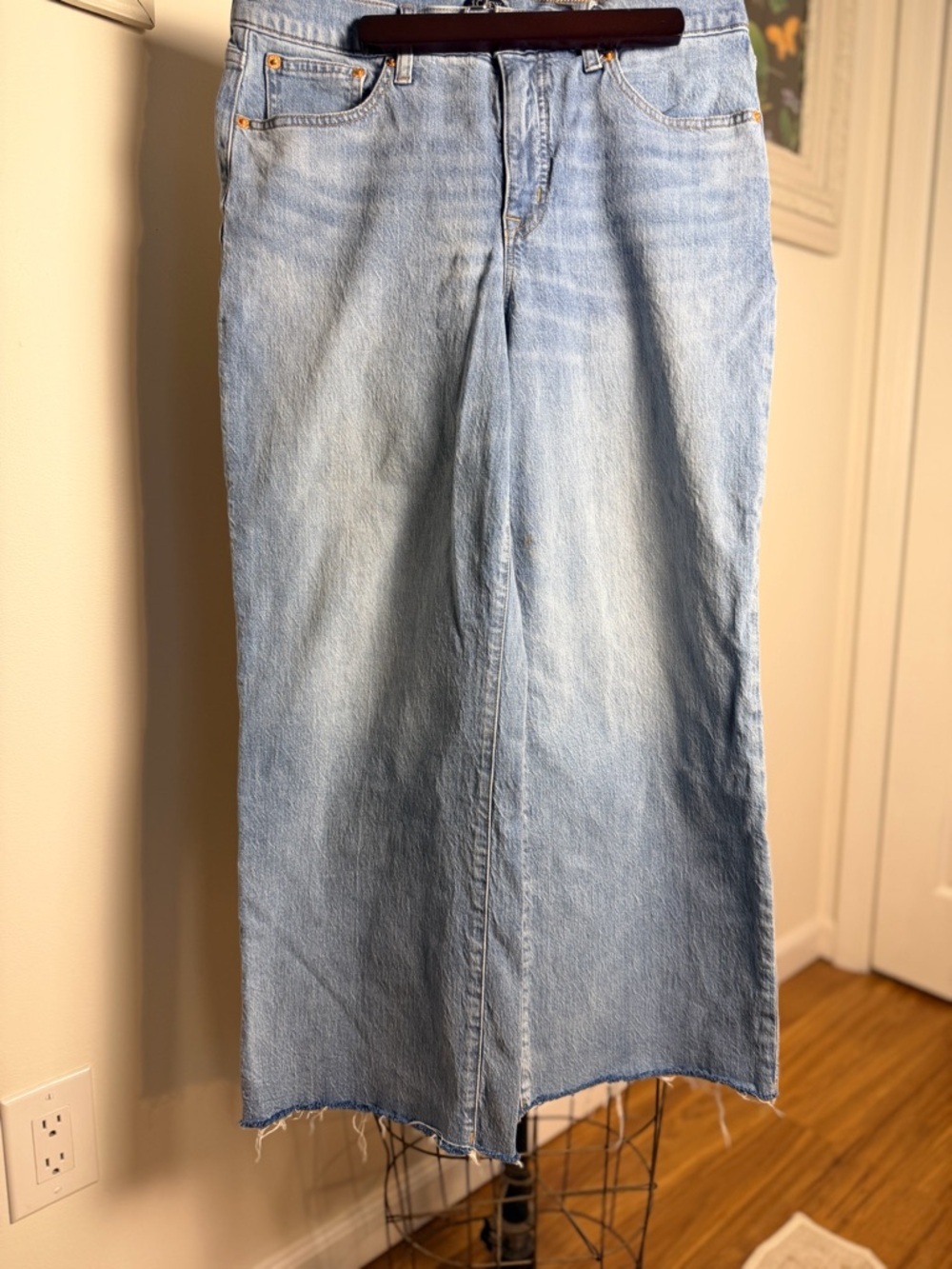 J. Crew cropped wide legged jeans light denim size 29